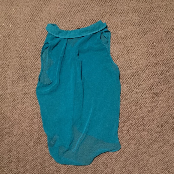 Forever 21 button up sheer top - Picture 2 of 4